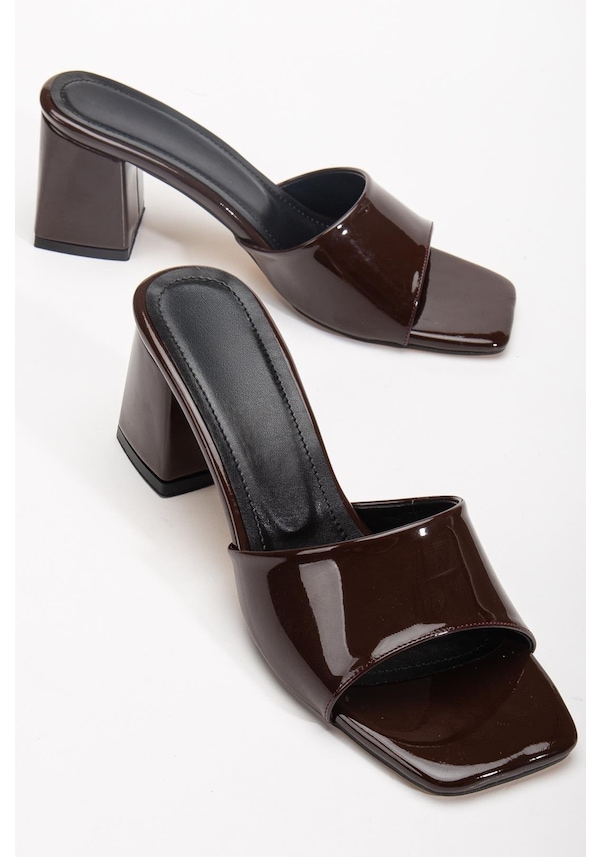 Resim Rugan Ve Düz Tekbant Kahverengi Rugan Kadın Topuklu Terlik-3993 Kahve 