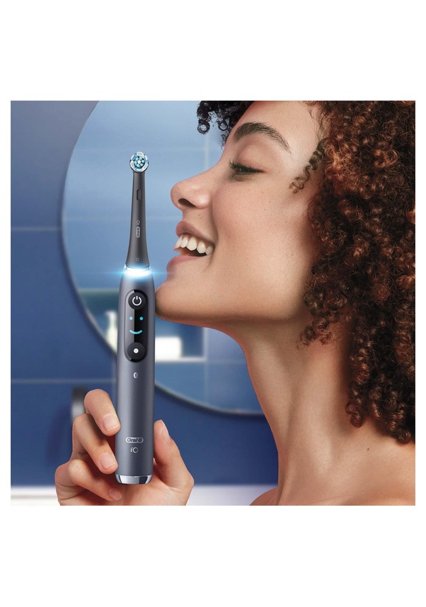 Oral-B iO9 Şarjlı Diş Fırçası Siyah NQ5779