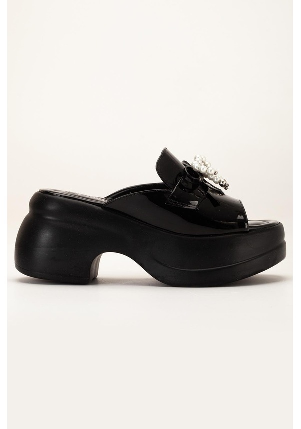 Resim Kadın Dolgu Topuklu Terlik Siyah Rugan Tümyüz İnce Aksesuarlı-3857 Siyah 