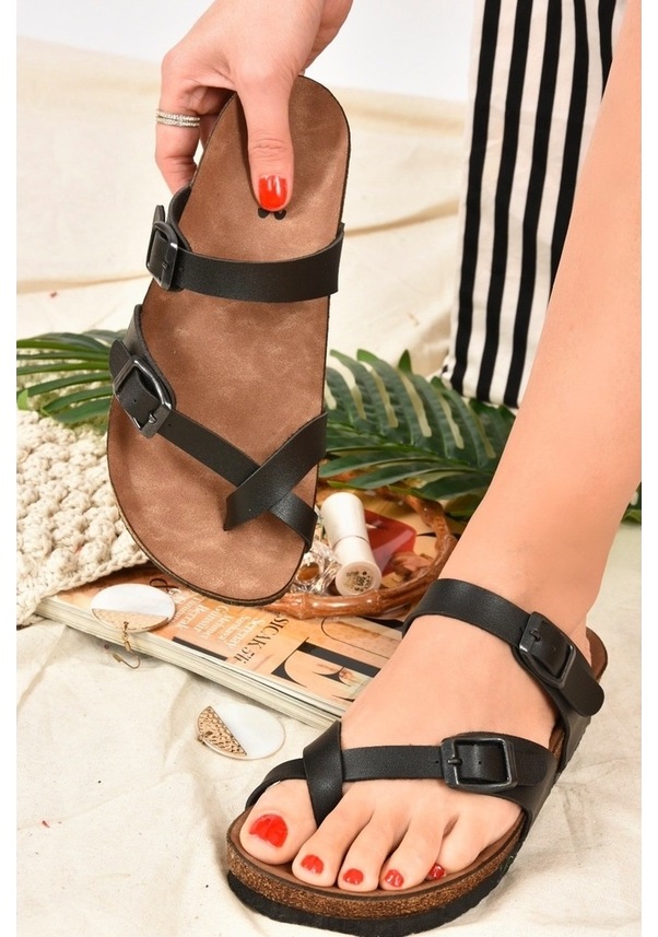 Resim Fox Shoes Siyah Parmak Arası Kadın Terlik K777613409 