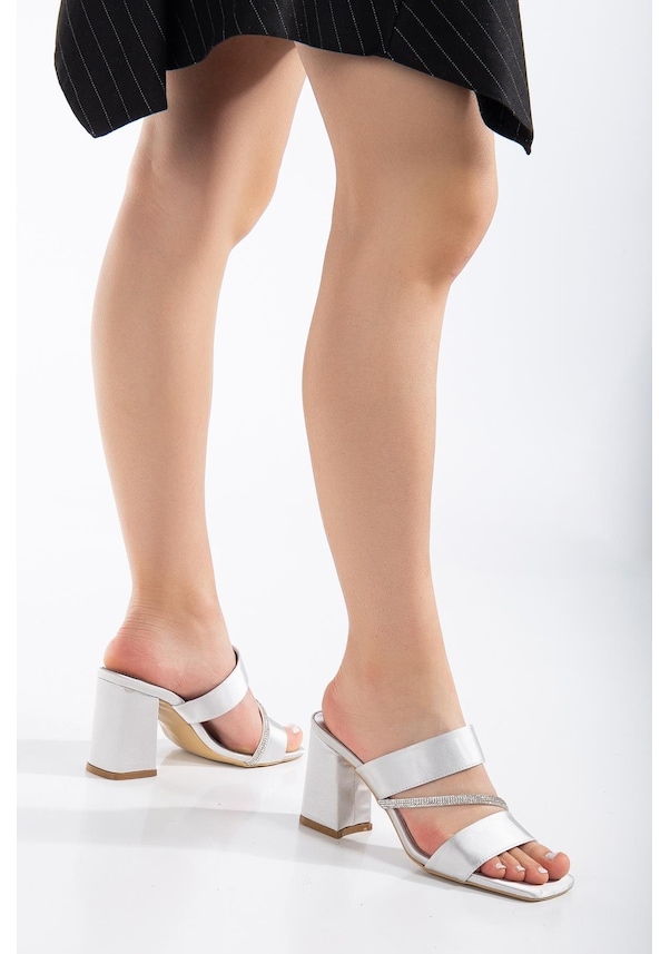 Resim Saten İki Bantlı Çapraz Şerit Taşlı Gümüş Kadın Topuklu Terlik-2843-gumus Gümüş 