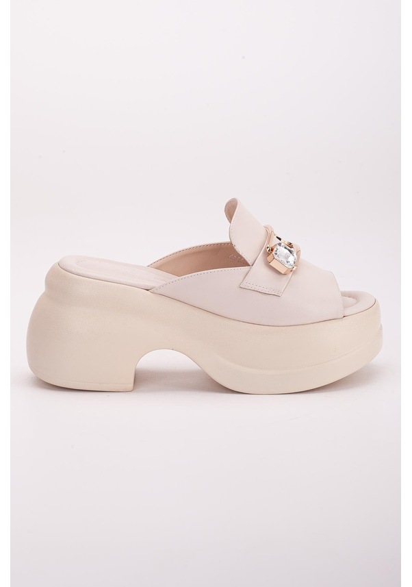 Resim Platform Tabantümyüz Toka Taşlı Cilt Bej Kadın Dolgu Topuk Terlik-3064-Bej 