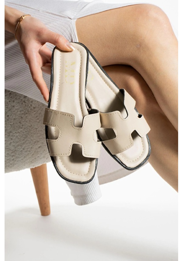 Resim Bej Önü Yanı Açık Kadın Terlik Dış Mekan Ve Ev Terliği Bej 