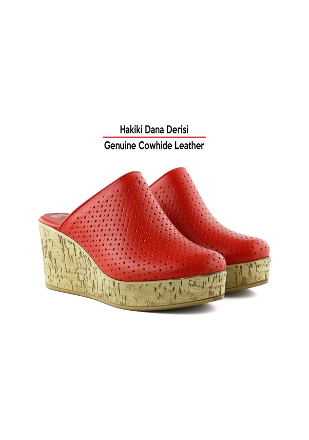 Resim Erkan Saçmacı Aria Kırmızı Hakiki Dana Derisi Önü Kapalı Mantar Taban Görünümlü Dolgu Topuklu Terlik Kırmızı 