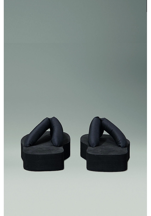 Resim Calvin Klein Kadın Parmak Arası Terlik Siyah 