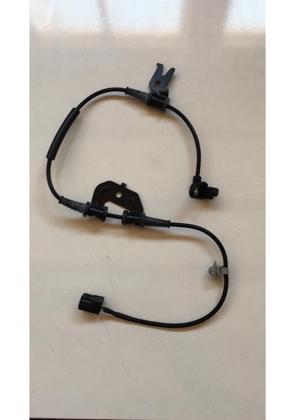 Hyundai i10 ABS Sensörü 20132016 Ön Sağ Fiyatları ve Özellikleri