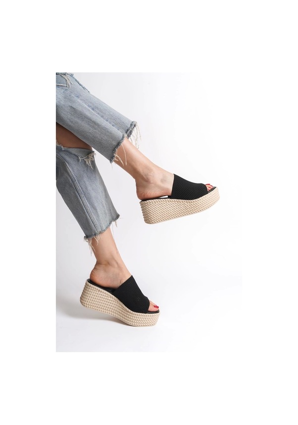 Resim Marla Dolgu Topuklu Ortopedik Taban Hasır Görünümlü Triko Kadın Terlik Kt Siyah Siyah 