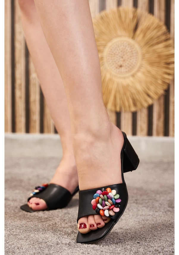 Resim Günlük Kadın Terlik Boncuklu Kalın Topuklu Rahat Yumuşak Taban Küt Burunlu Ayakkabı 647009 Siyah 