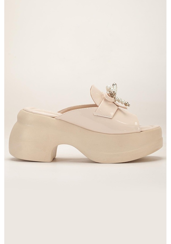 Resim Kadın Dolgu Topuklu Terlik Bej Rugan Tümyüz İnce Aksesuarlı-3859 Bej 