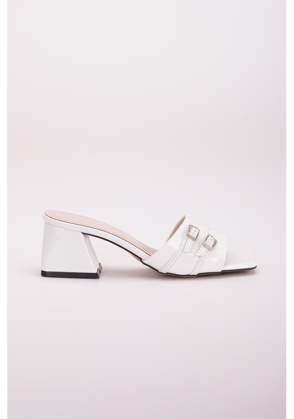 Resim İki Tokalı Rugan Küt Burunlu Beyaz Kadın Kalın Topuklu Terlik-3031-beyaz Beyaz 