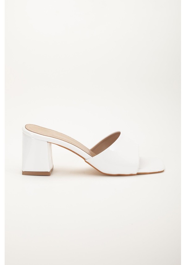 Resim Rugan Ve Düz Tekbant Beyaz Rugan Kadın Topuklu Terlik-3995 Beyaz Rugan 