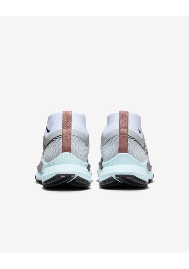 Resim Nike Gri Fume Pegasus Trail 4 GORE-TEX Spor Ayakkabı DJ7929-005 