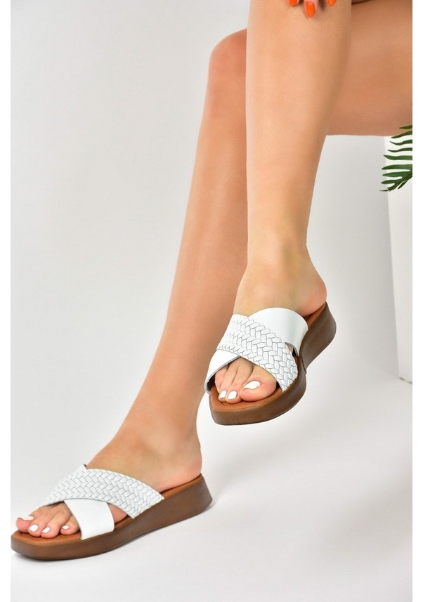 Resim Fox Shoes Beyaz Hakiki Deri Çapraz Bantlı Kadın Terlik M291049903 