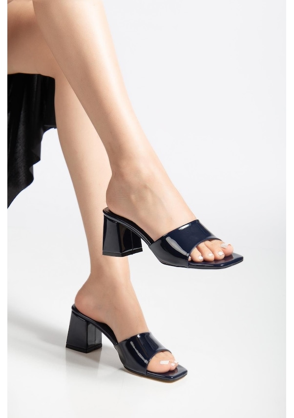 Resim Rugan Ve Düz Tekbant Lacivert Rugan Kadın Topuklu Terlik-3992 Lacivert 