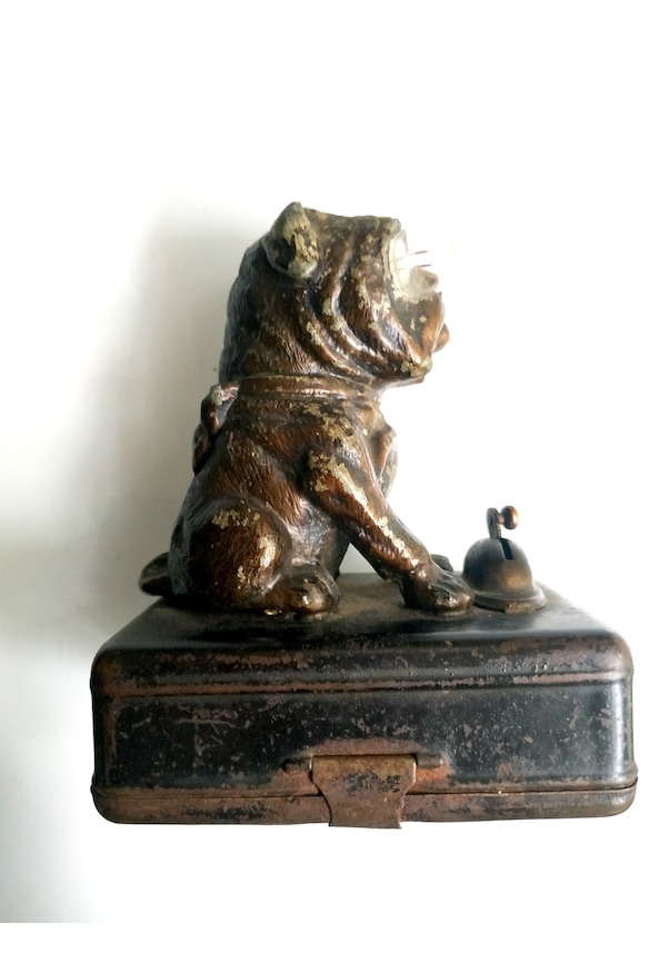 Yaşanmışlığı Yaşam Alanlarına Taşıyan 2.El Figür Biblo