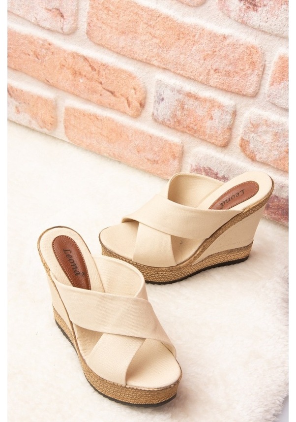 Resim Fox Shoes Bej Kadın Terlik F674072005 