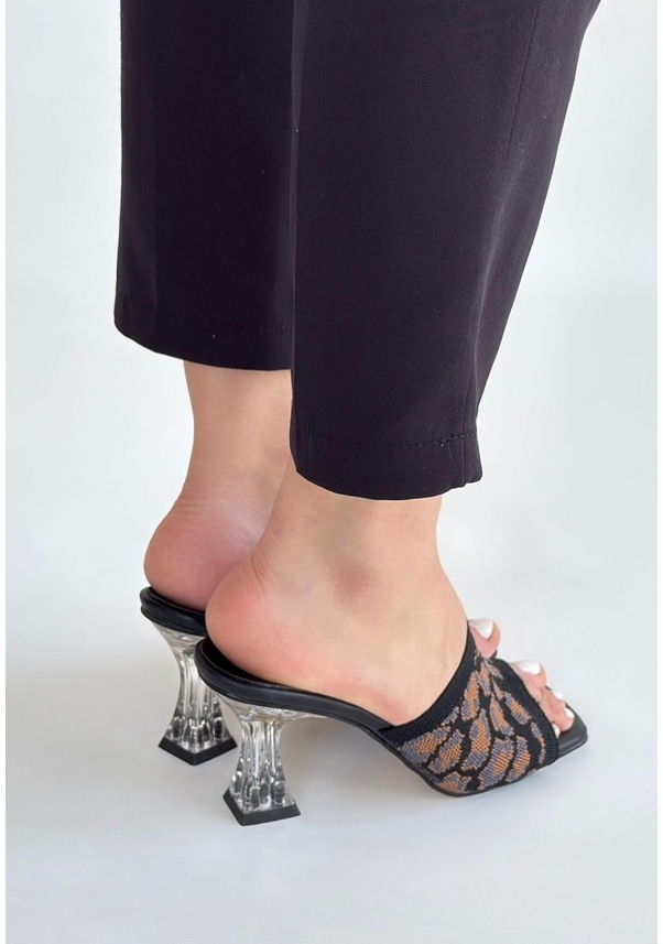 Resim Erja Siyah Desenli Triko Topuklu Terlik Renkli Çok Renkli 