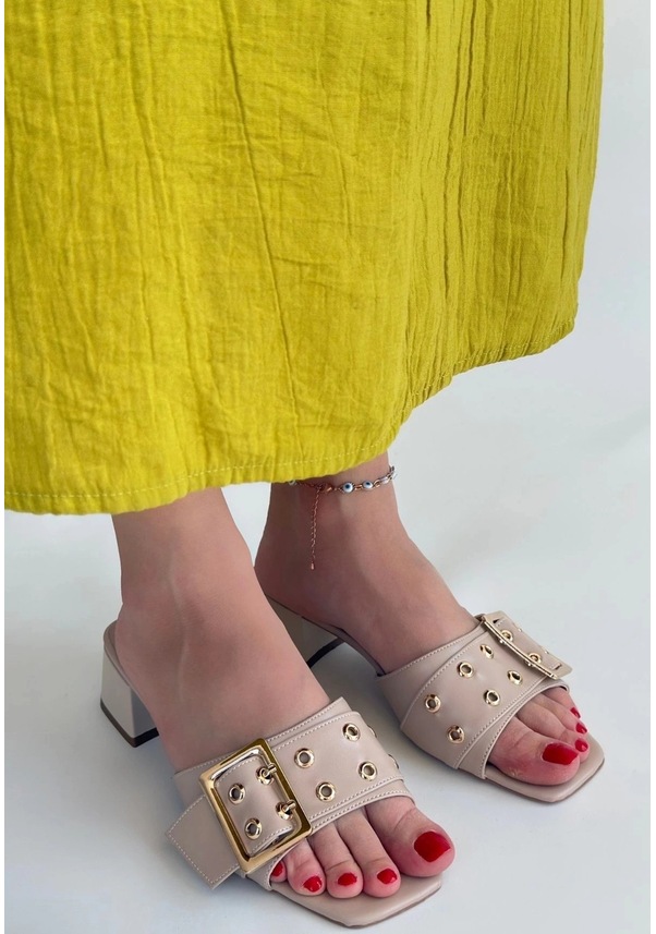 Resim Biçomi Ciey Bej Cilt Topuklu Terlik Çok Renkli 