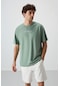 Açık Yeşil Pamuklu Kalın Yüzeyi Dokulu Oversize Fit Baskılı Erkek T-shirt - 88364 Camel