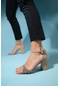 River Bej Taşlı Parlak Kadın Kalın Topuklu Sandalet