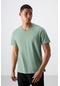 Tommy Life Açık Yeşil Basic Kısa Kol Standart Kalıp V Yaka Erkek T-shirt - 87912 CAMEL