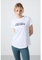 Tommy Life Beyaz Polyester Nefes Alan Dokulu İnce Esnek Standart Fit Performans Kadın T-shirt - 97283 Beyaz