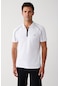 Avva Erkek Beyaz Omuzu Biyeli Önü Fermuarlı Regular Fit Polo Yaka T-Shirt