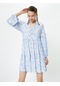 Koton Oversize Çiçekli Elbise Uzun Kollu Gömlek V Yaka Bağlama Detaylı Katlı Mavi Desenli 4sal80080ıw