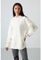 Tommy Life Ekru Balon Kol Yazı Nakışlı Kadın Oversize Tunik Sweatshirt - 97163 Ekru