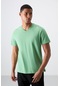 Pastel Yeşil Basic Kısa Kol Standart Kalıp V Yaka Erkek T-shirt - 87912 Pastel Yeşil