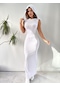 Beyaz Sıfır Kol Yırtmaç Detaylı Kapişonlu Maxi Elbise