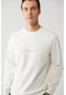 Avva Erkek Beyaz Sweatshirt İnterlok Kumaş Bisiklet Yaka Slogan Baskılı Standart Fit Normal Kesim A32Y1207