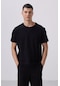 Siyah Yüzeyi Dokulu Rahat Form Basic Erkek T-shirt - 88436 Siyah
