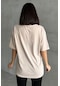 Kadın Çiçekli Kelebek Baskılı Bisiklet Yaka Oversize T-shirt Bej