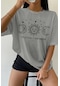 Kadın Gri Oversize Celestial Sun Moon Baskılı T-Shirt - K2113
