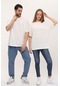 Unisex Kırık Beyaz Oversize Bol Kalıp T-shirt