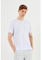 Erkek Bisiklet Yaka T-shirt %100 Pamuk Nakış Detaylı Basic Beyaz Tişört Cmre89