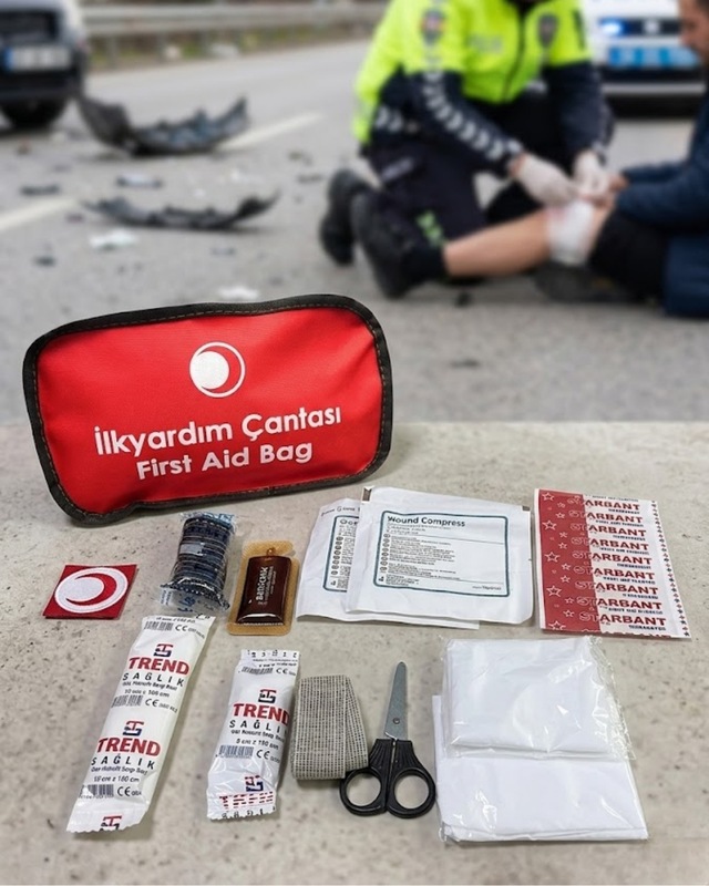 Araç Ev İçin İlk Yardım Çantası Eksiksiz Acil Müdahale Seti