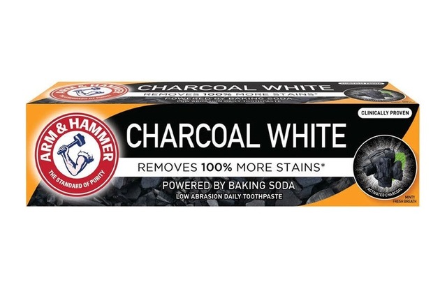 Arm & Hammer Charcoal Sensitive Aktif Kömürlü Diş Macunu 75ml
