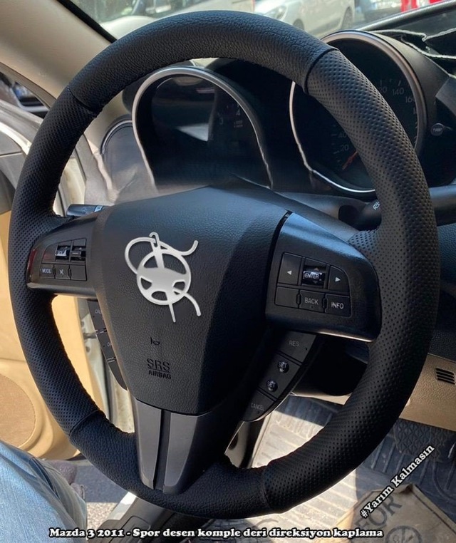 Mazda 3-2011-2012 Araca Özel Direksiyon Kılıfı Nokta Düz