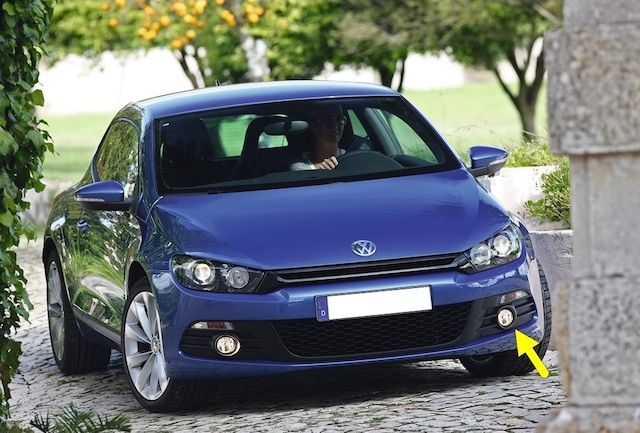 VW Scirocco 2009-2014 Sol Sis Farı Çerçevesi Izgarası 1K8853665B