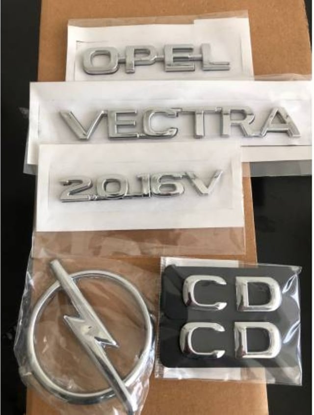 Opel Vectra 2.0.16V ( Cd Yazı 2 Adet)Bagaj Yazısı Arka Bagaj Arma