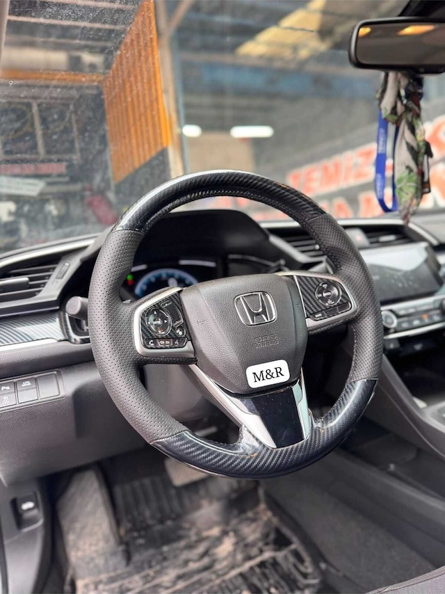 Honda Fc 5 Parlak Kristal Karbon Deri Kaplama Direksiyon Kılıfı Siyah