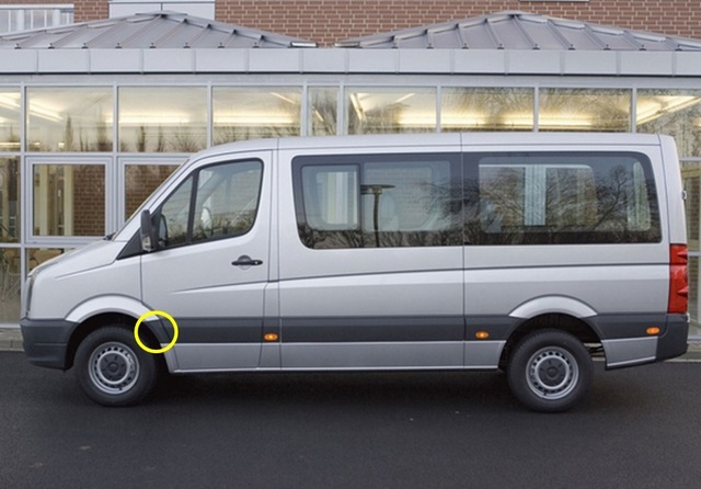 VW Crafter 06-16 Sol Ön Teker Arkası Plastik Kaplama 2E1853535CE