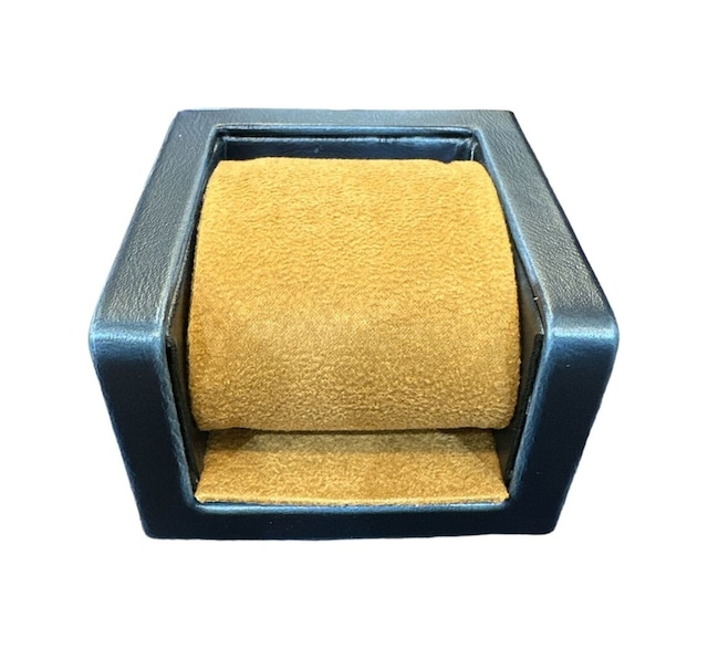 Saat Koltuğu Watch Chair, Tekli Saat Konumlandırma Ve Teşhir Etme Standı