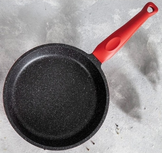 Gülsan Granit Döküm Tava 32 Cm Siyah