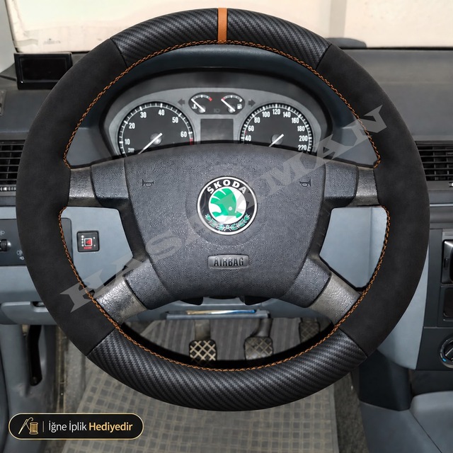 Skoda Fabia Mk1 Dikme Direksiyon Kılıfı Alcantara Süet Mat Karbon Taba Yüzük Ve Dikiş 4 Kollu Standart 1999-2007