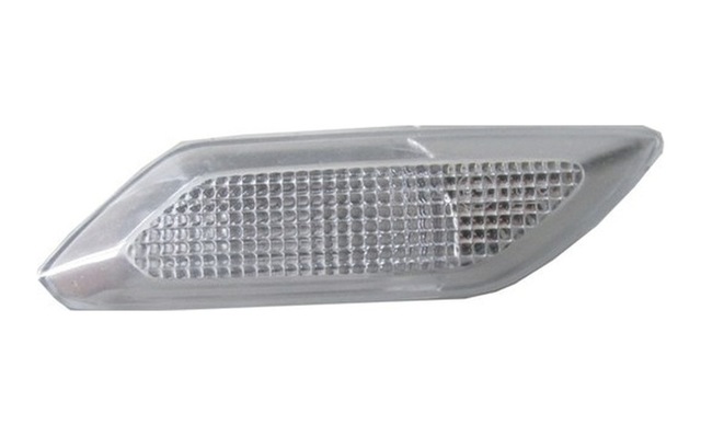 Renault Talıant 21/24 Çamurluk Sinyali Sağ Beyaz