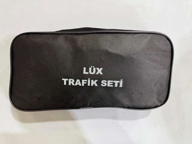 Lüx Trafik Seti. Muayene Uyumludur.