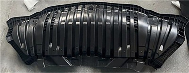 Mercedes W205 Tampon Alt Muhafaza Ön Oem A2055200400